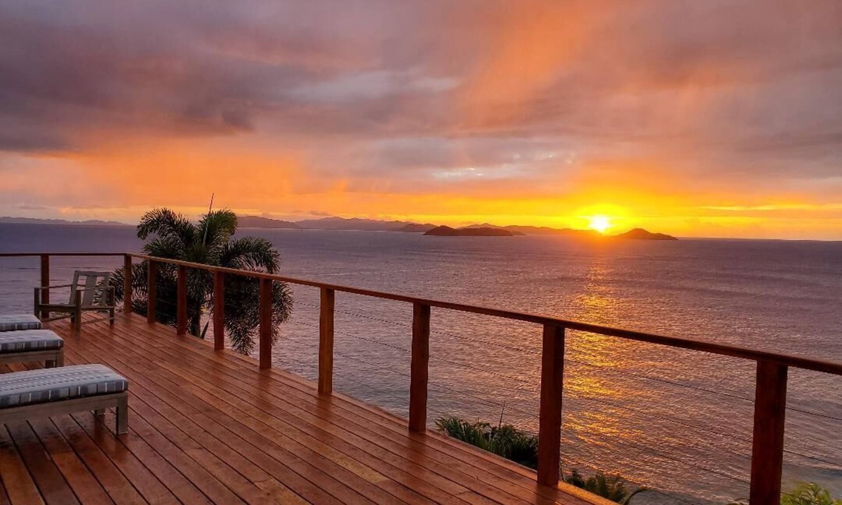 Virgin Gorda Villa | 2BR beachside villa with stunning sunset/ocean views from deck and pool