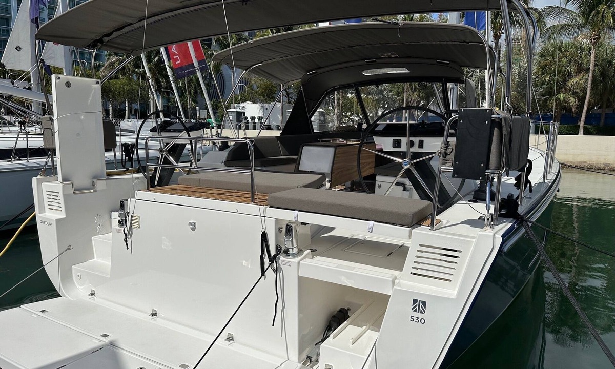 Road Town Boat Rental | Caribbean Dream: Sun-soaked Sailing Adventure from Tortola, Islas Vírgenes Británicas
