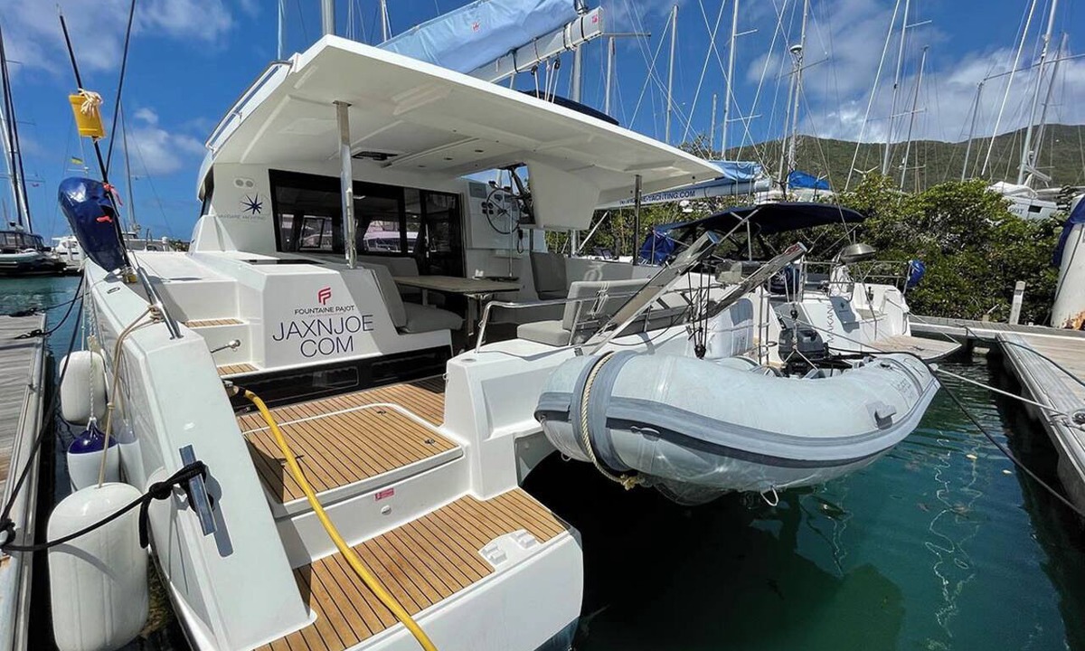 Road Town Boat Rental | Caribbean Dream: Sun-soaked Sailing Adventure from Tortola, Islas Vírgenes Británicas