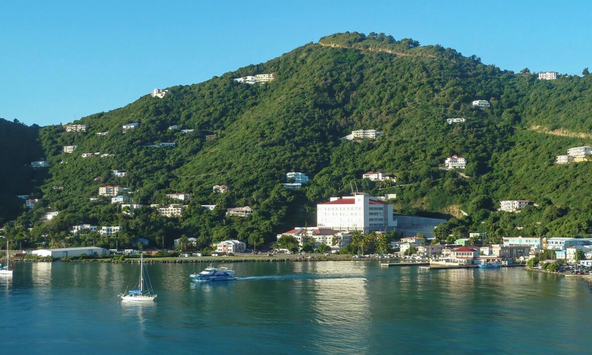 Great Mountain Boat Rental | Caribbean Dream: Sun-soaked Sailing Adventure from Tortola, Islas Vírgenes Británicas