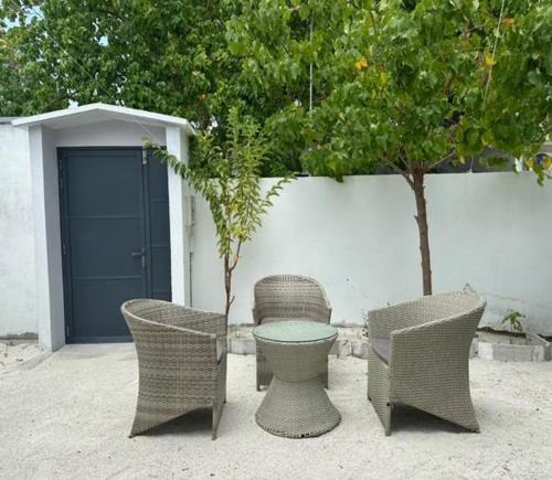 Thulusdhoo Island House | Lavender Homestay
