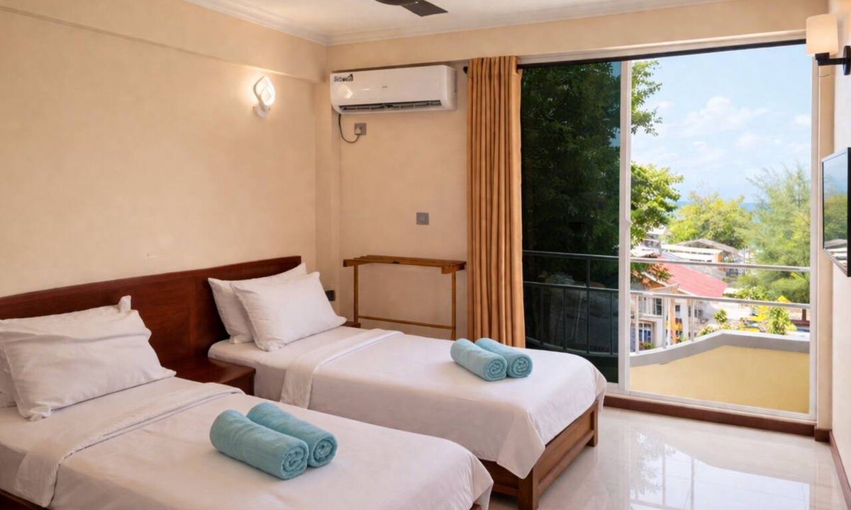 Himmafushi House | Noah Private Beach House