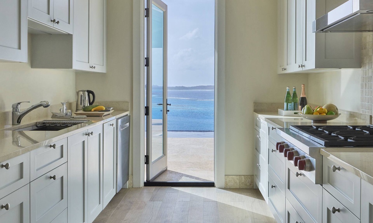 North Sound Resort | Oil Nut Bay