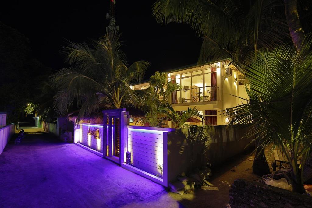 Rasdhoo House | Shallow Lagoon Rasdhoo