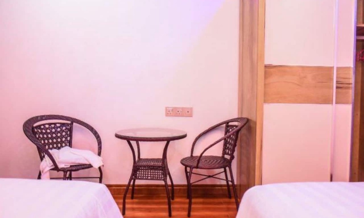 Thinadhoo Hotel | Sunset Stay Maldives