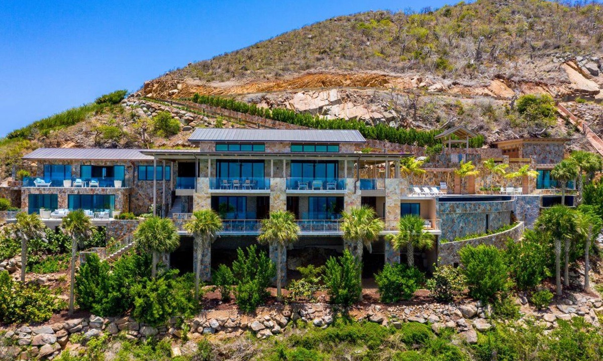 Spanish Town House | Ultra-Luxury Ocean View Villa | 6BR + Infinity Pool & Panoramic Views | BVI