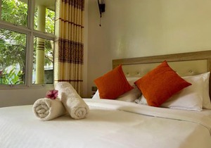 Dhangethi Retreat