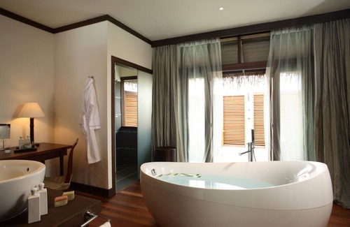 Bodu Hithi Resort | Coco Bodu Hithi