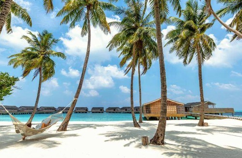Kudadhoo Resort | 390 m² Resort ∙ 10 guests