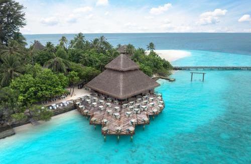 Rannalhi Resort | Adaaran Club Rannalhi - All Inclusive - 45 Minutes away from Male by Speedboat