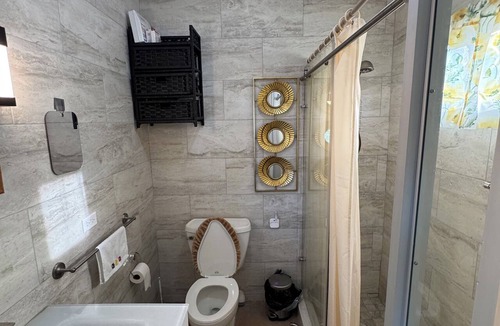 East End Apartment | BVI HEAVEN on beach. Full resort. Batchelor room with huge balcony ocean view