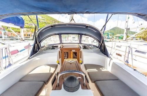 Road Town Boat Rental | Caribbean Dream: Sun-soaked Sailing Adventure from Tortola, Islas Vírgenes Británicas