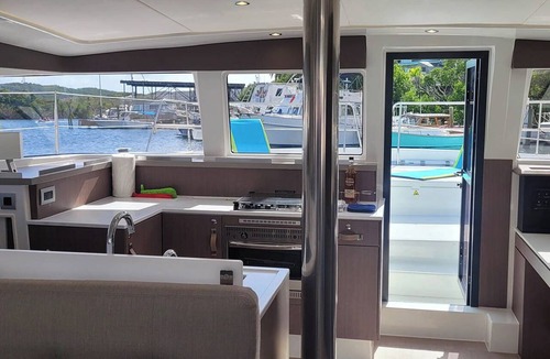 Road Town Boat Rental | Caribbean Dream: Sun-soaked Sailing Adventure from Tortola, Islas Vírgenes Británicas