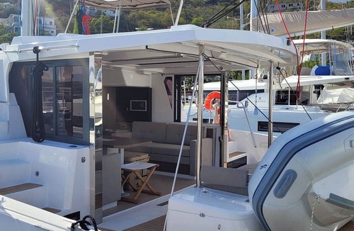 Road Town Boat Rental | Caribbean Dream: Sun-soaked Sailing Adventure from Tortola, Islas Vírgenes Británicas