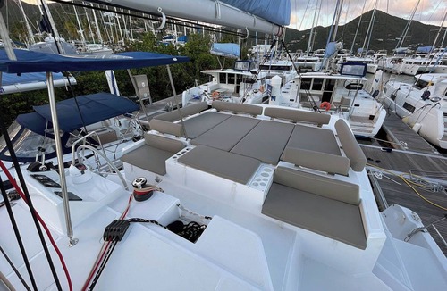 Road Town Boat Rental | Caribbean Dream: Sun-soaked Sailing Adventure from Tortola, Islas Vírgenes Británicas