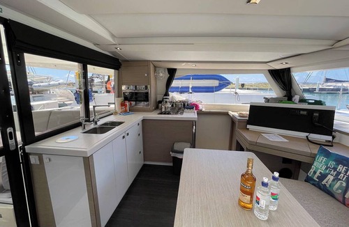 Road Town Boat Rental | Caribbean Dream: Sun-soaked Sailing Adventure from Tortola, Islas Vírgenes Británicas
