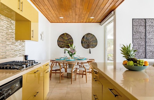 Brewers Bay House | Charming 3-bedroom house with beach access in Tortola with AC, WiFi