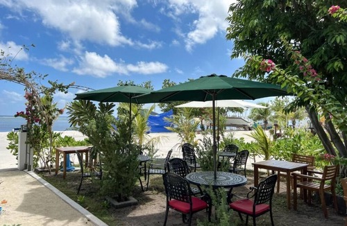 Maafushi House | Double Room with Sea View in Maafushi (bnb)