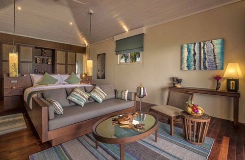 Huruvalhi Hotel | Hurawalhi Island Resort Maldives