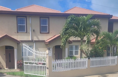 Road Town Apartment | Impeccable, Comfortable 1-Bed Apartment