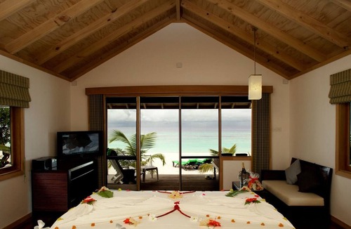 Kuredu Island Hotel | Kuredu Island Resort & Spa