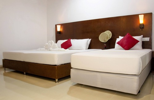 Bodufolhudhoo Hotel | Lagoon View Maldives