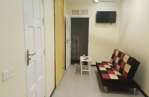 Hangnaameedhoo House | -LOCAL TRAVEL BEACH -