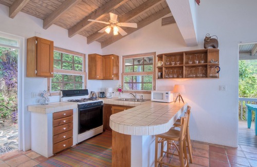 Brewers Bay Villa | NEW LISTING: Makere House, Cottage & Pool - Spectacular Views, 5 Mins To Beaches