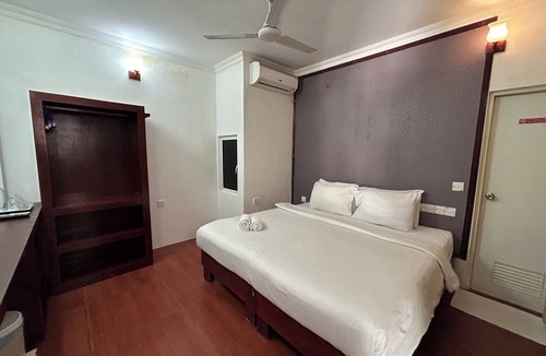 Maafushi Bed & Breakfast | Paradise peak -Deluxe double room
