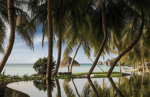 Reethi Rah House | Revel in the Lap of Luxury! Private Pool, Balcony w/Beach View, Private Spa Tub