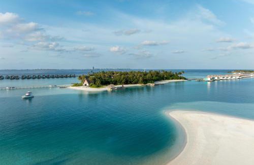 Eh'mafushi Resort | SAii Lagoon Maldives, Curio Collection By Hilton