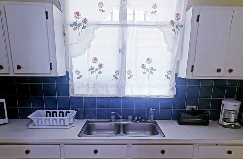 Hannah Apartment | Sailor's Gem 2BR Apartment Near Nanny Cay Marina w/Balcony & Parking