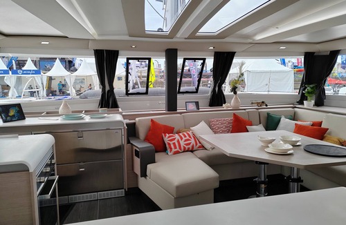 Road Town Boat Rental | Sun-Kissed Sailing Adventure in Provence-Alpes-Côte d'Azur