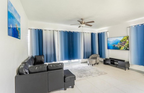 Road Town Apartment | Suncrest Reef