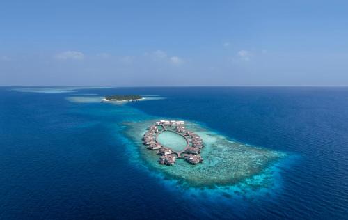 Meradhoo Resort | The Halcyon Private Isles Maldives, Autograph Collection