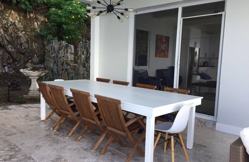 Belmont Villa | Villa Del Mar, 5 bed 5 bath in Belmont Estates, near Longbay & Smugglers cove.