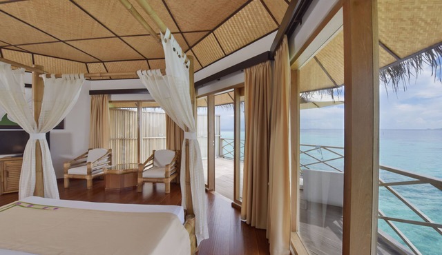 Angaga Island Resort & Spa in Angaga