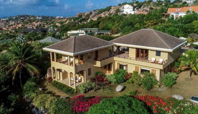 Calypso Villa - Gorgeous 3 BR Villa with Spectacular Views of Crook's Bay