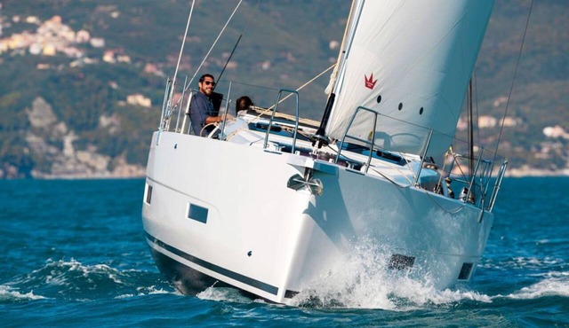 Caribbean Dream: Sun-soaked Sailing Adventure from Tortola, Islas Vírgenes Británicas in Parham Town