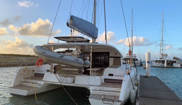 Caribbean Dream: Sun-soaked Sailing Adventure from Tortola, Islas Vírgenes Británicas