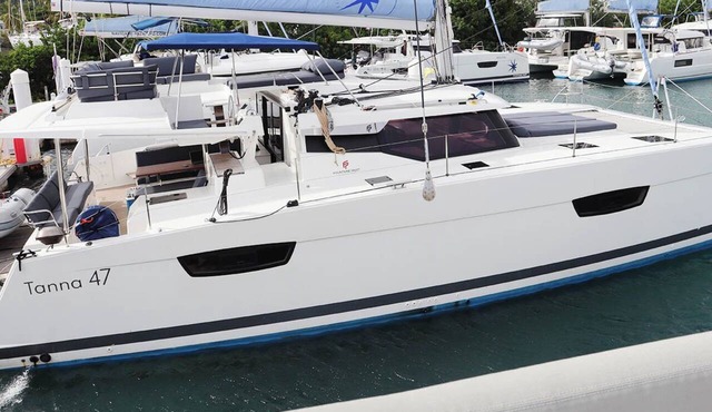 Caribbean Dream: Sun-soaked Sailing Adventure from Tortola, Islas Vírgenes Británicas