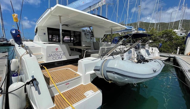 Caribbean Dream: Sun-soaked Sailing Adventure from Tortola, Islas Vírgenes Británicas in Road Town