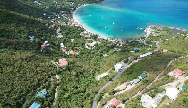 Charming 2-bedroom house with WiFi, AC in amazing Cane Garden Bay in Cane Garden Bay