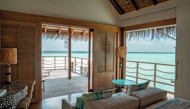 Constance Moofushi All Inclusive in Moofushi Island