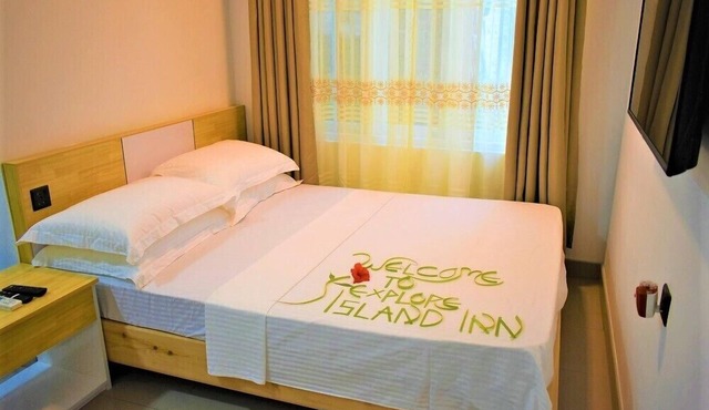 Explore Island Inn in Kurendhoo