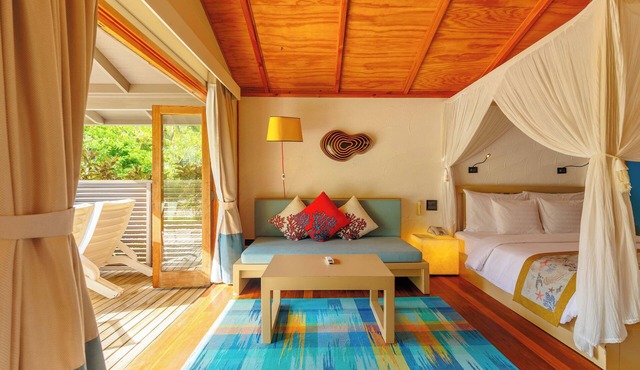 Meeru Maldives Resort Island in Meerufenfushi