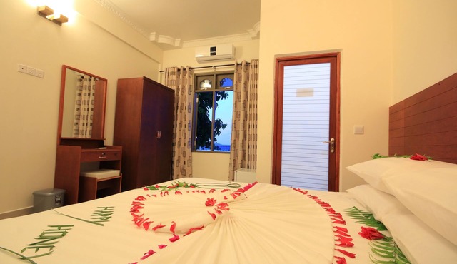 Nemo Inn in Omadhoo