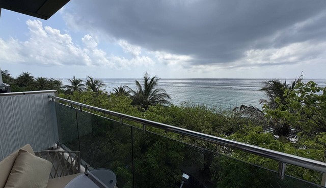 Six Palms Beach in Hulhumale