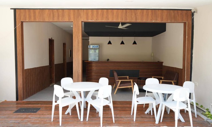 Thulusdhoo Island Hotel | 13 m² Hotel ∙ 2 guests