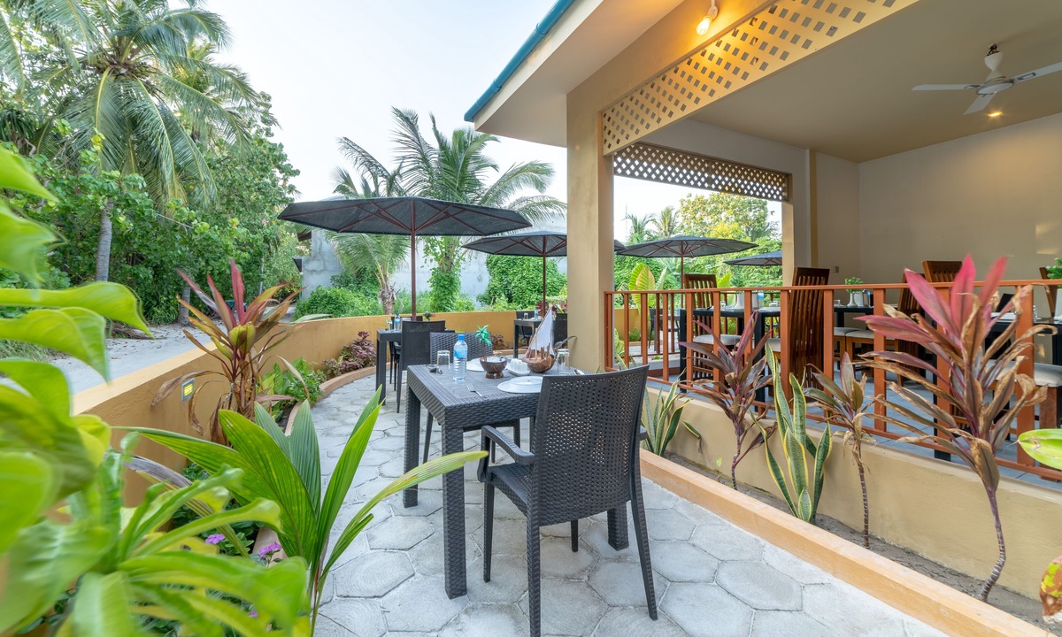 Ukulhas Hotel | Nala Veli Beach & Spa